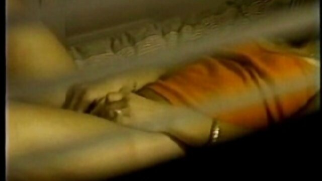 Brunette fucked trong vớ xxx videos hoc sinh trên mạng quan sát, mạng theo dõi